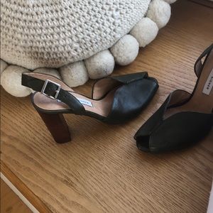 Olive Green Leather Slingback Stacked Heels Size 7